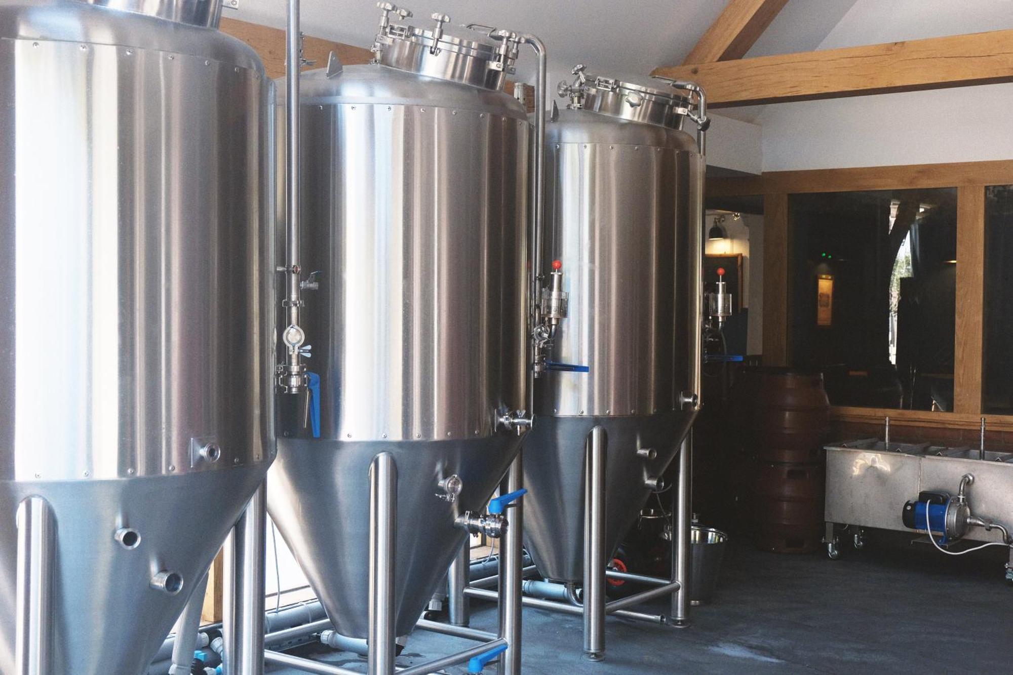 Готель Monkey Brewhouse Лімінгтон Екстер'єр фото